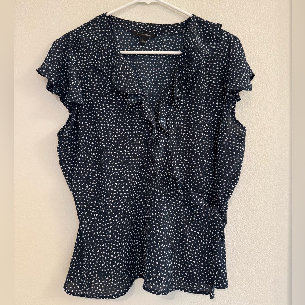 Banana Republic Women’s Navy Blue Wrap Top Blouse Balletcore Flattering M Chic